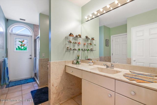 2 Sea Horse Lane, Vero Beach, FL 32960