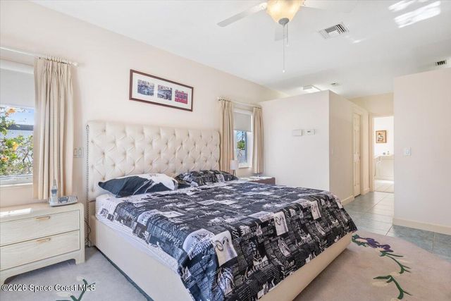 2 Sea Horse Lane, Vero Beach, FL 32960