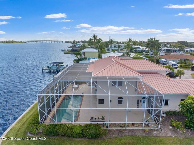 2 Sea Horse Lane, Vero Beach, FL 32960