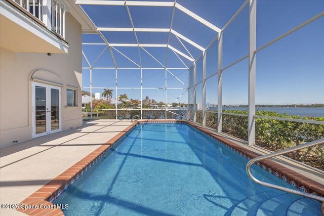 2 Sea Horse Lane, Vero Beach, FL 32960