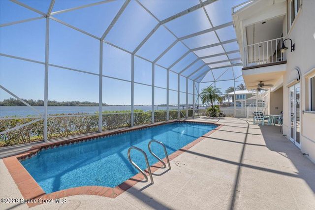 2 Sea Horse Lane, Vero Beach, FL 32960