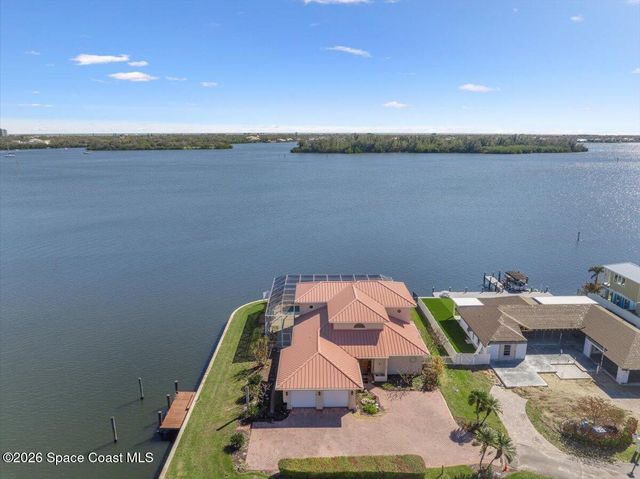 2 Sea Horse Lane, Vero Beach, FL 32960