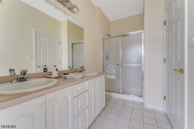 11 Stafford Ln, White Twp., NJ 07823