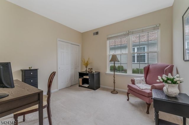 11 Stafford Ln, White Twp., NJ 07823