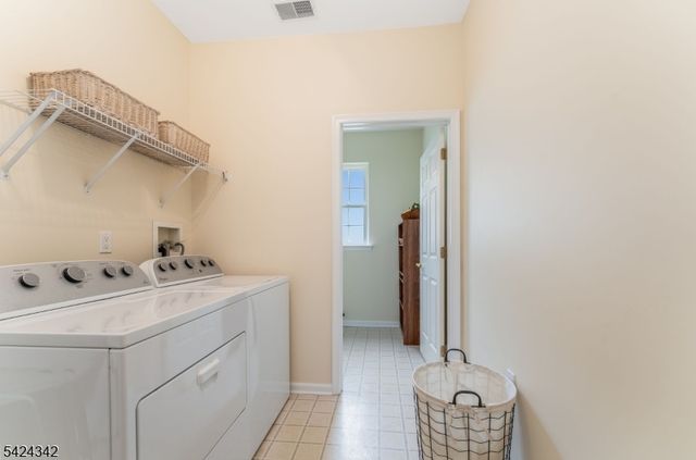 11 Stafford Ln, White Twp., NJ 07823