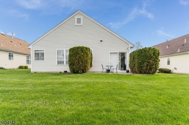 11 Stafford Ln, White Twp., NJ 07823