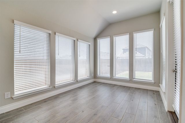 807 Knoxbridge Road, Forney, TX 75126