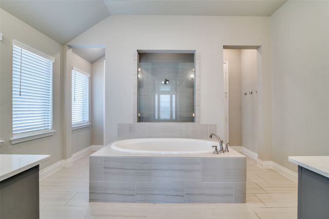 807 Knoxbridge Road, Forney, TX 75126