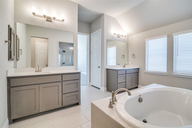807 Knoxbridge Road, Forney, TX 75126