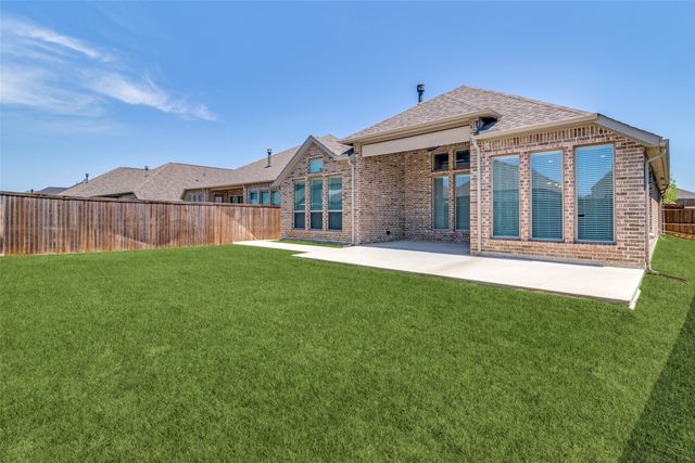 807 Knoxbridge Road, Forney, TX 75126