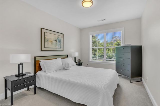 4982 Wyngate Village Drive, Winston-salem, NC 27103