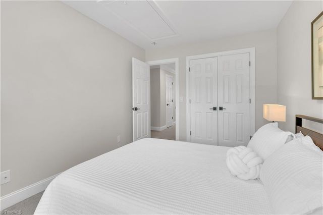 4982 Wyngate Village Drive, Winston-salem, NC 27103