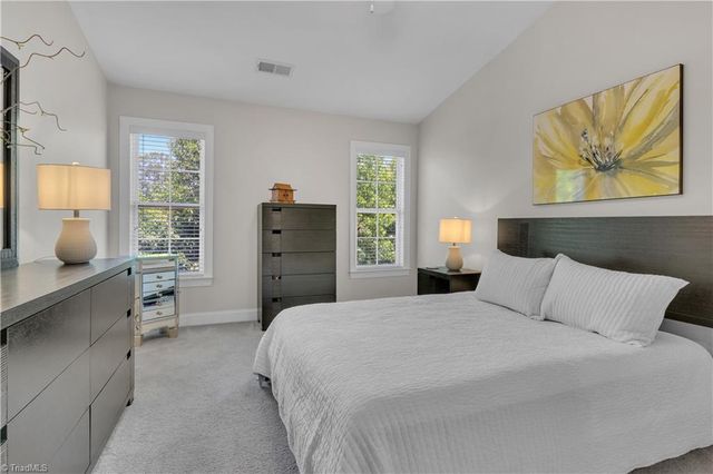 4982 Wyngate Village Drive, Winston-salem, NC 27103