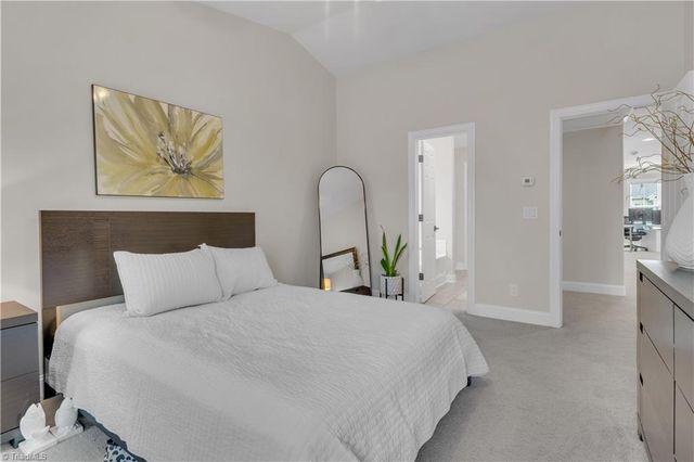 4982 Wyngate Village Drive, Winston-salem, NC 27103
