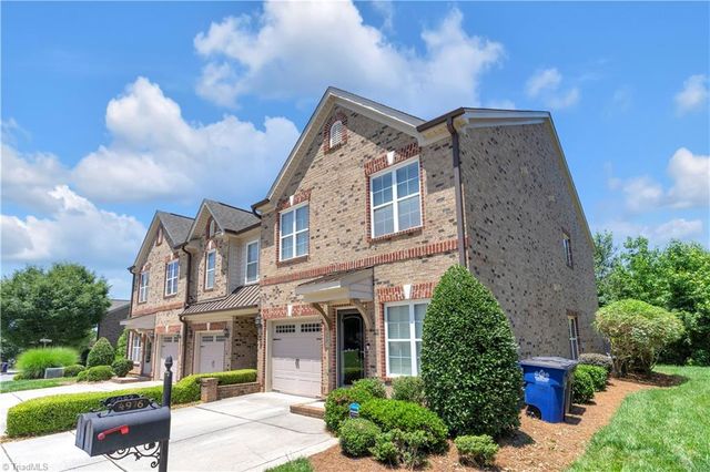 4982 Wyngate Village Drive, Winston-salem, NC 27103