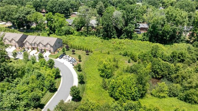 4982 Wyngate Village Drive, Winston-salem, NC 27103