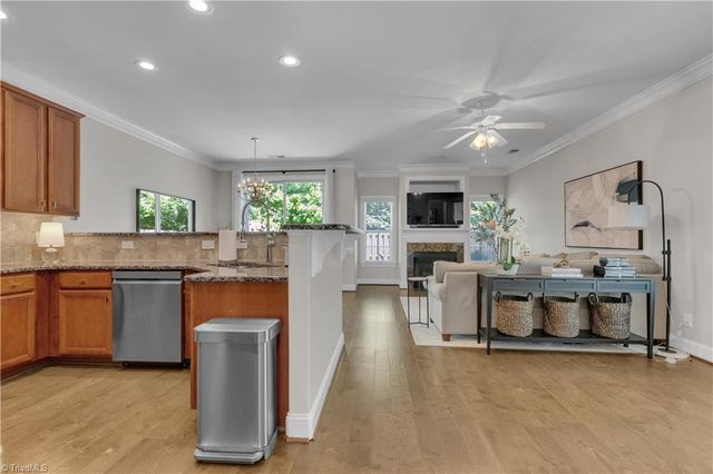 4982 Wyngate Village Drive, Winston-salem, NC 27103