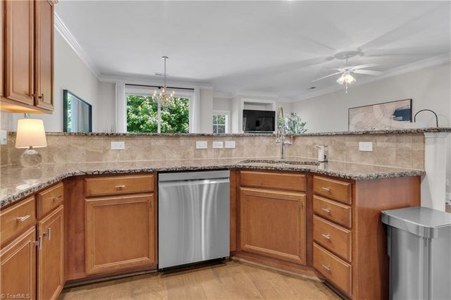 4982 Wyngate Village Drive, Winston-salem, NC 27103