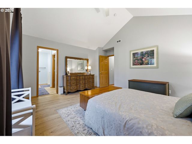 12807 Ne 43RD Cir, Vancouver, WA 98682