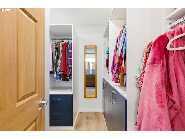 12807 Ne 43RD Cir, Vancouver, WA 98682