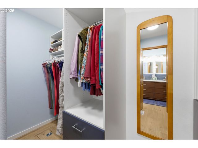 12807 Ne 43RD Cir, Vancouver, WA 98682