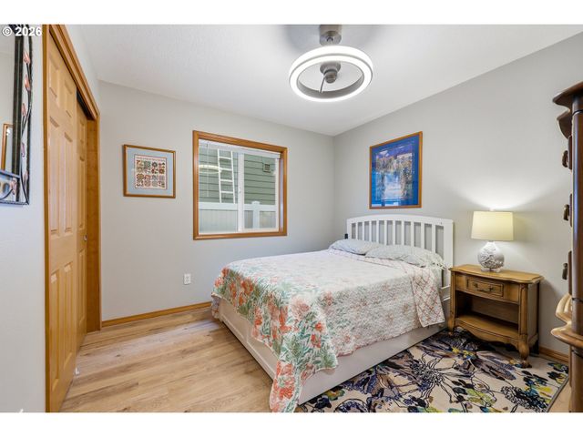 12807 Ne 43RD Cir, Vancouver, WA 98682