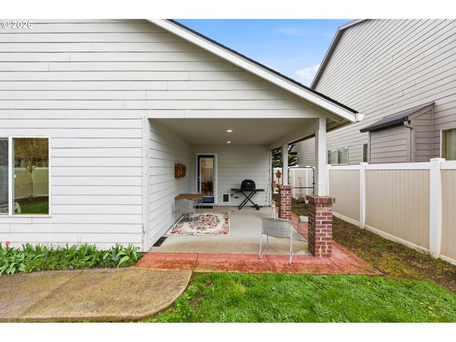 12807 Ne 43RD Cir, Vancouver, WA 98682
