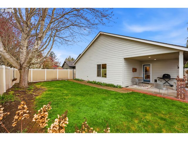 12807 Ne 43RD Cir, Vancouver, WA 98682