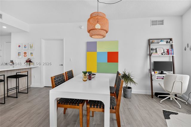1900 N Bayshore Dr 2019, Miami, FL 33132