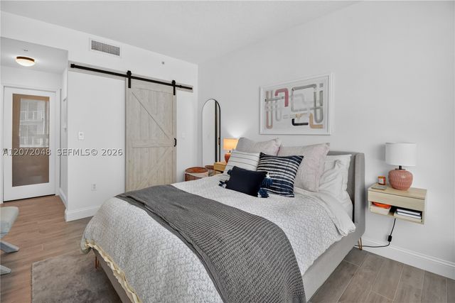 1900 N Bayshore Dr 2019, Miami, FL 33132