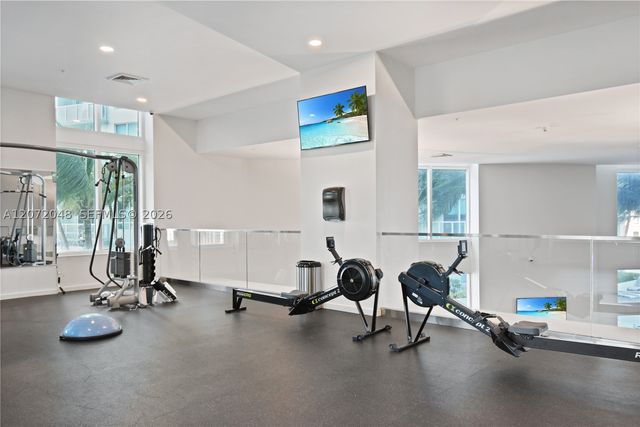 1900 N Bayshore Dr 2019, Miami, FL 33132