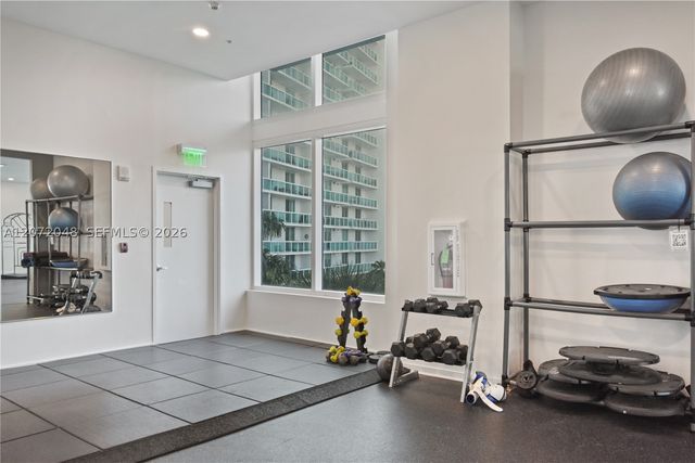 1900 N Bayshore Dr 2019, Miami, FL 33132