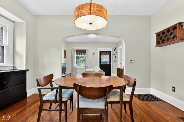 2505 E Saint Clair Street, Indianapolis, IN 46201