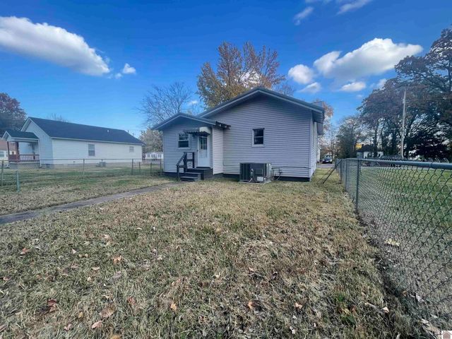 1205 Salem Avenue, Paducah, KY 42001