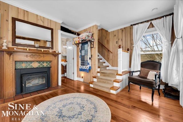 142 St Clair River Drive, Algonac, MI 48001