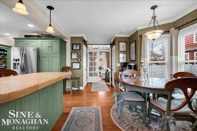 142 St Clair River Drive, Algonac, MI 48001