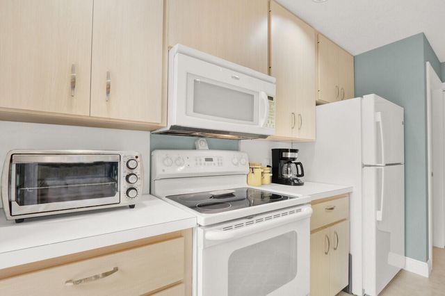 1904 APPLETON Court, Palm Beach Gardens, FL 33403