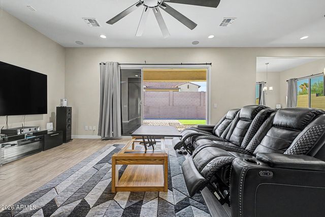 21128 W CAMBRIDGE Avenue, Buckeye, AZ 85396