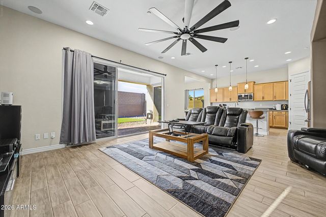 21128 W CAMBRIDGE Avenue, Buckeye, AZ 85396