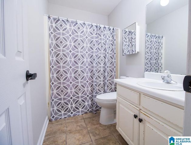 1718 BRADFORD LANE, Bessemer, AL 35022