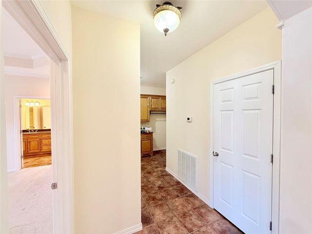 104 Angelfish Avenue, Russellville, AR 72802