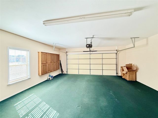 104 Angelfish Avenue, Russellville, AR 72802