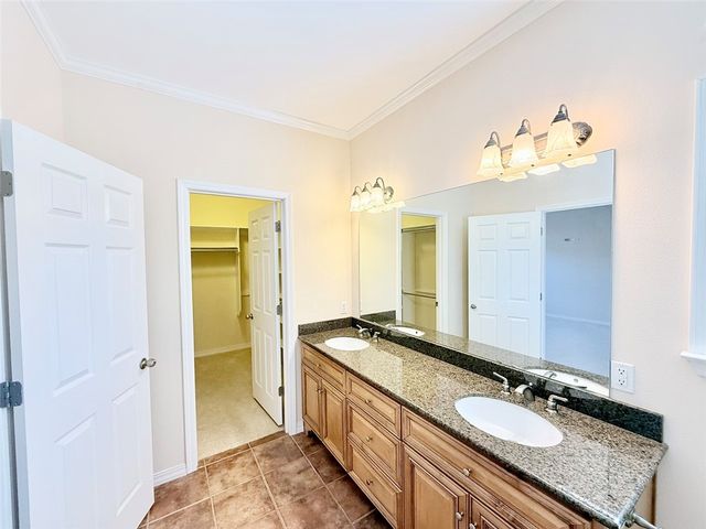 104 Angelfish Avenue, Russellville, AR 72802