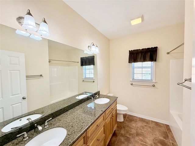 104 Angelfish Avenue, Russellville, AR 72802