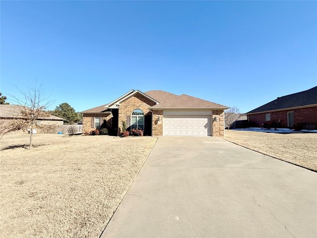 104 Angelfish Avenue, Russellville, AR 72802