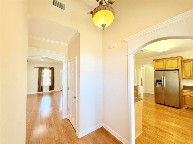 104 Angelfish Avenue, Russellville, AR 72802