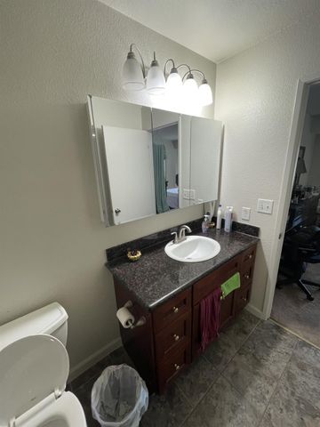 2264 Piccardo Cir, Stockton, CA 95207