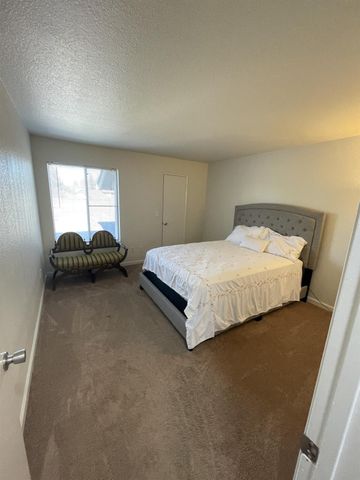 2264 Piccardo Cir, Stockton, CA 95207