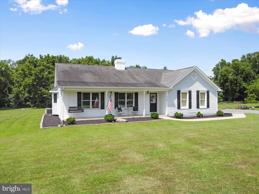 117 MOUNT VERNON DR, Charles Town, WV 25414
