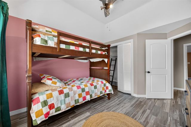 5310 Holly View Drive, Houston, TX 77091